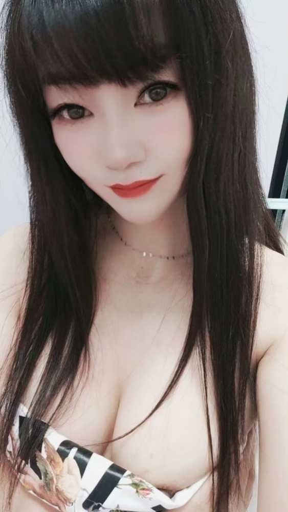 龙华性感风骚服务-佳佳