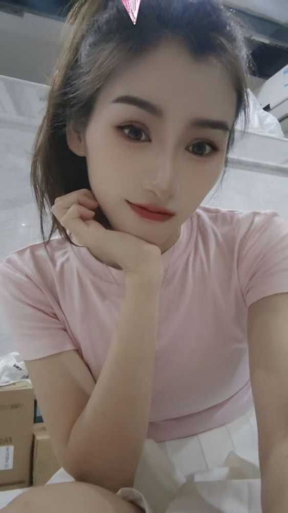 白云小小